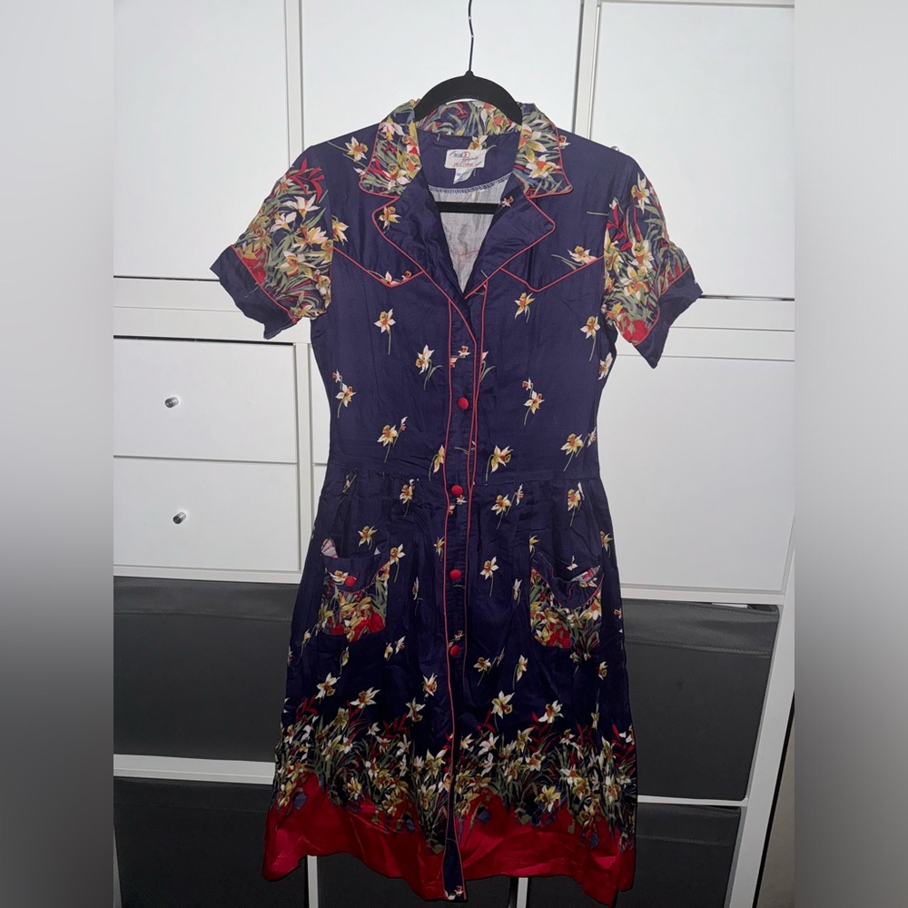 Vintage Daffodil Blue Floral Dress Size 8 - image 1
